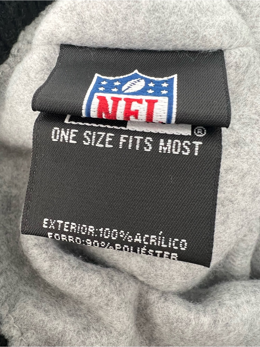 Kansas City Chiefs New era salute to service Black Beanie Camo winter Hat NFL - Picture 3 of 3